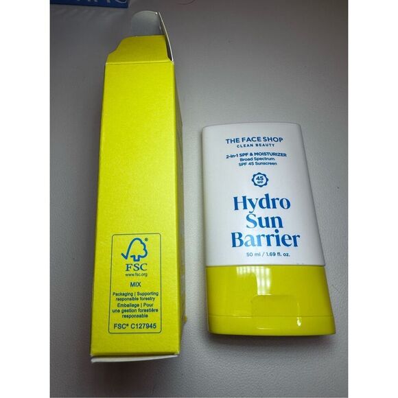 THE FACE SHOP Hydro Sun Barrier 2-in-1 Sunscreen & Moisturizer, SPF 45 - Picture 6 of 7